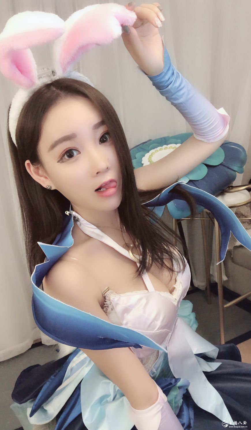 企鹅电竞美女主播艾米酱COS王者荣耀公孙离3