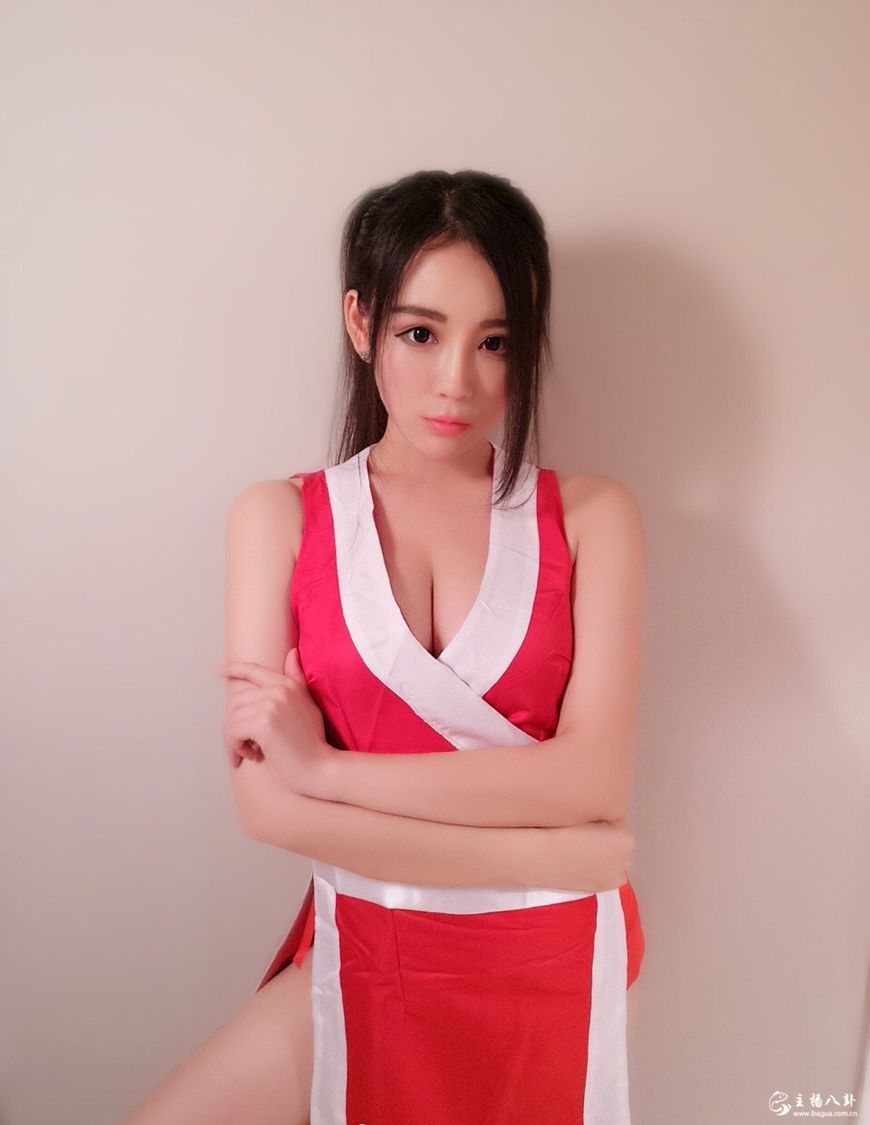 企鹅电竞美女主播艾米酱COS王者荣耀不知火舞照片2