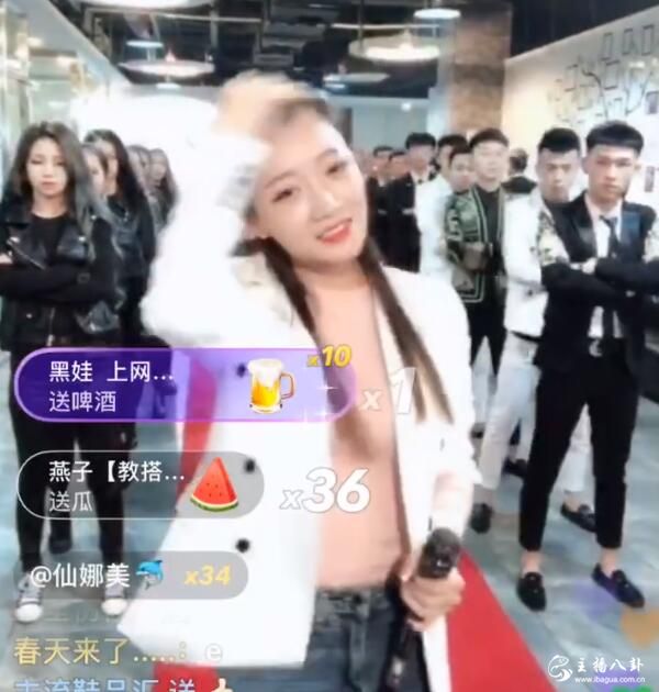 小伊伊解封回归，上演震撼倒计时！