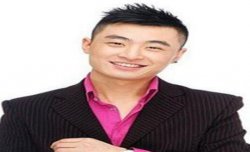 《我爱记歌词》里一炮而红的天悦现在怎么样？