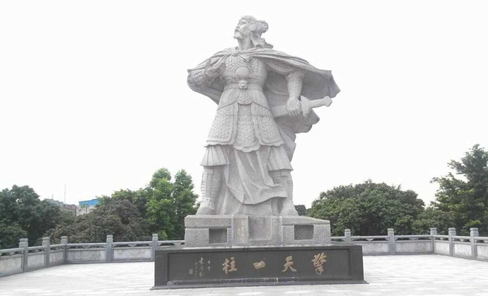 袁崇