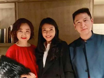 汤臣二少东汤珈铖与富二代传婚讯 配王子的还得是公主