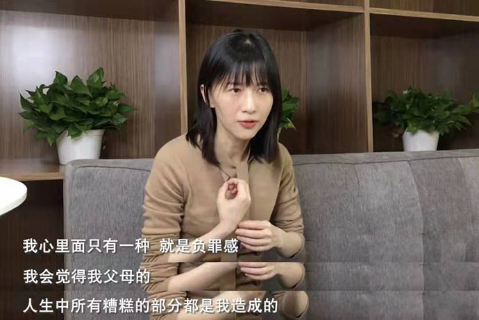 papi酱接受采访