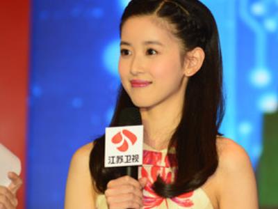 今天看到奶茶妹妹真人 她和刘强东现在感情如何