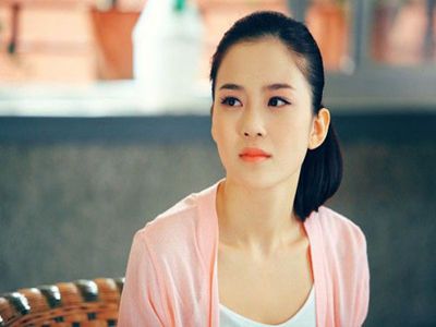 赵韩樱子走光，网友直呼原来女明星也会有出丑的时候
