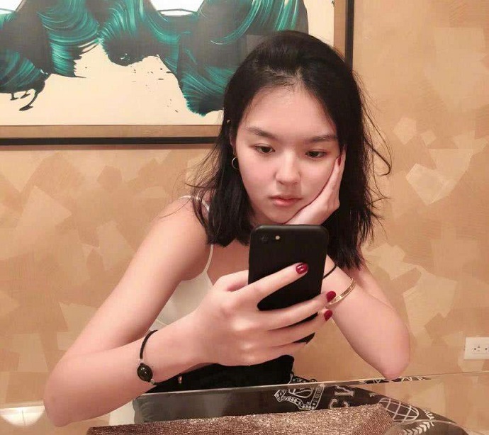 法图麦落落大方