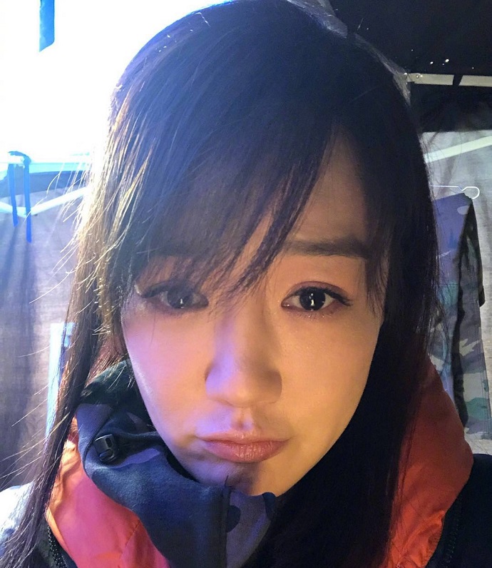 薛佳凝大头照