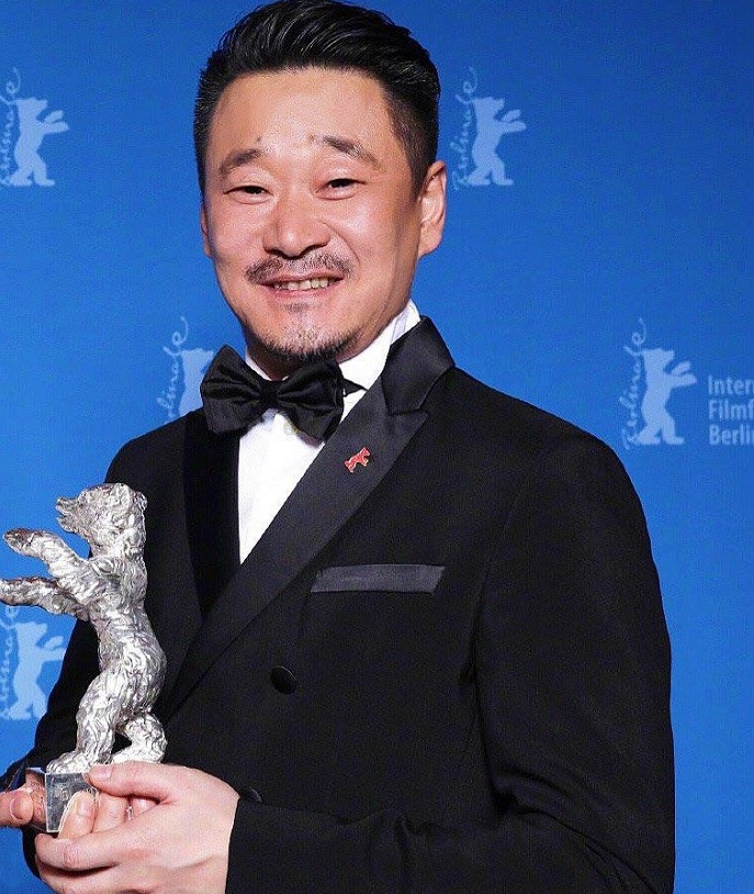 王景春拿银熊奖
