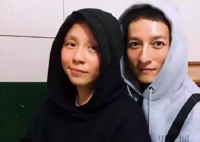 李维嘉和老婆龙丹妮照片