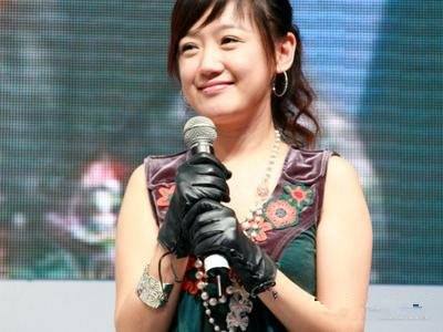 薛佳凝疑似恋情曝光工作人员否认 胡歌再次被网友提起