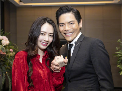 向佐成功求婚郭碧婷 事后向太连续点赞两人微博达上百条！