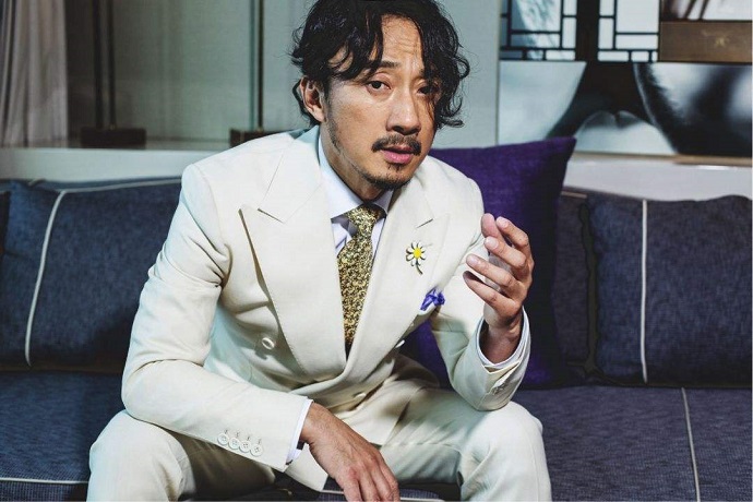 赵立新