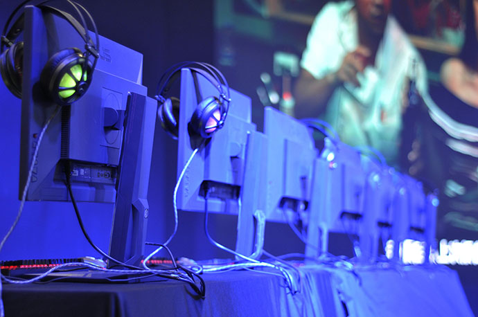 电子竞技