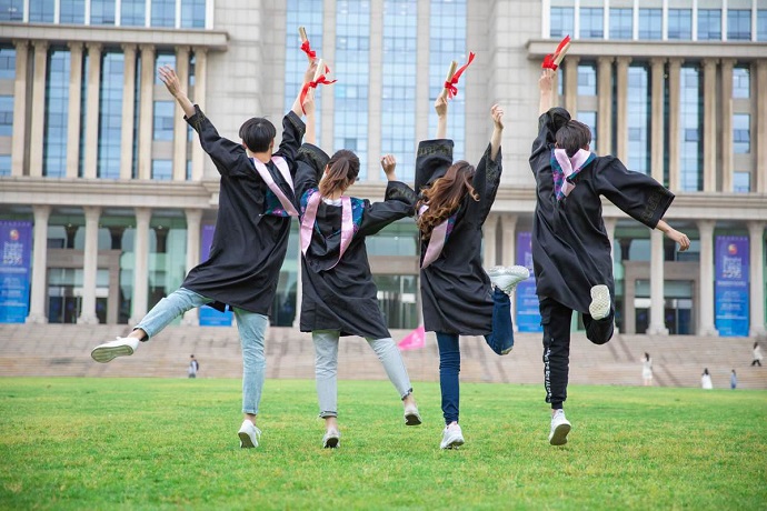 大学生