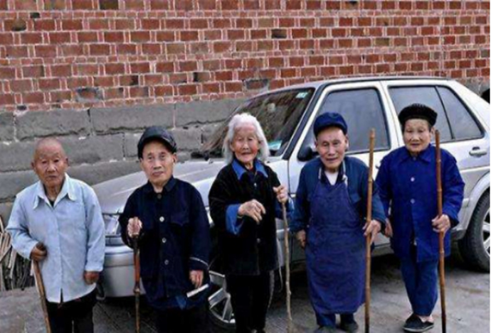 中国矮人村
