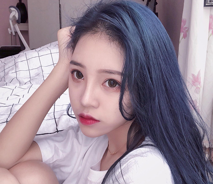 可爱的女孩子