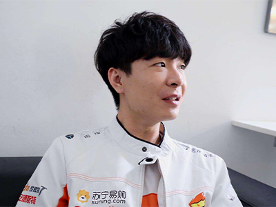 网友询问香锅RNG新上单 王思聪前来爆破这次是否又要凉凉？