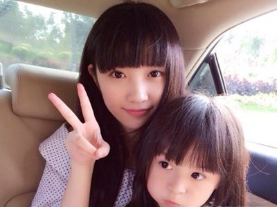高冰水小时候的图片遭曝光 网友说美貌是家庭遗传因素