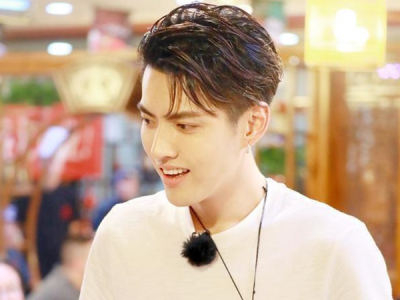 吴亦凡发布新歌《大碗宽面》 艾福杰尼：听饿了