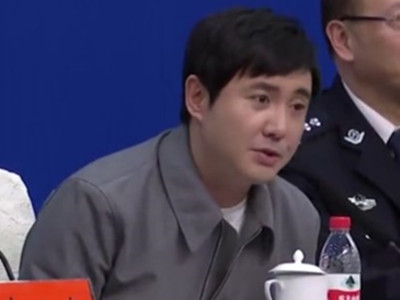 沈腾表示盗版就像人贩子 有谁注意到黄渤的举动？