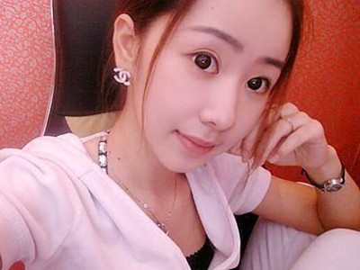 网络红人程琳 网络红人程琳吸奶门照片资料曝光