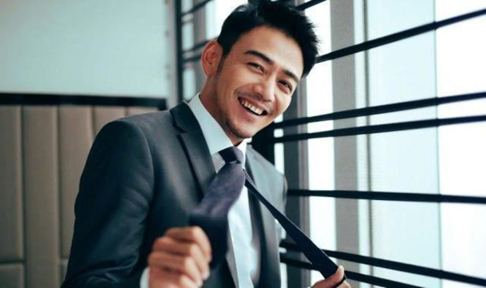 杨烁