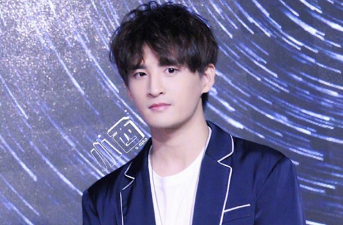 创造营张也