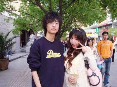许嵩的女友 许嵩不进娱乐圈的内幕曝光跟女友有关