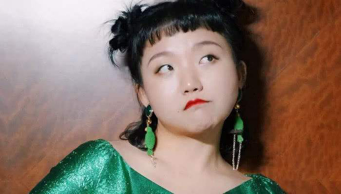 辣目洋子