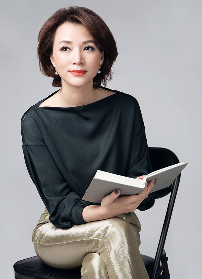 董卿
