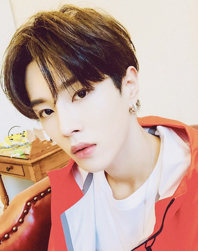 李汶翰照片