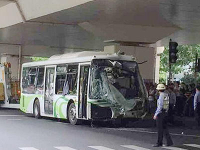 44路公交车事件 失事的原因揭露可怕的是人心