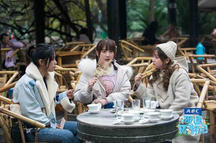 成都闺蜜团什么梗照片