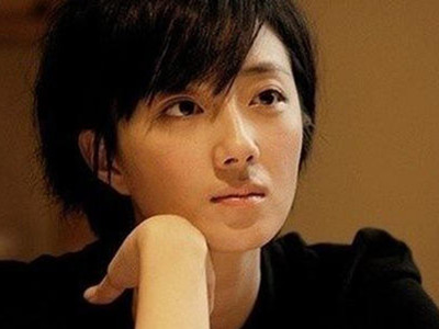桂纶镁结婚了吗 与男友戴立忍相爱多年却未生子
