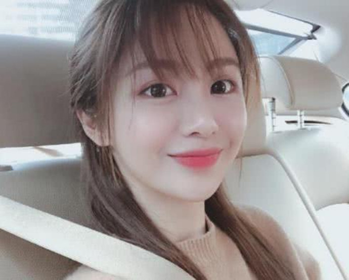郑晓雯照片