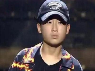 十五岁说唱歌手迪亚克节目上被按头 用歌词回怼燃爆全场
