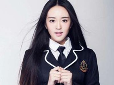 毕业歌会刘泳希古筝精彩呈现 网友惊叹称其为才女