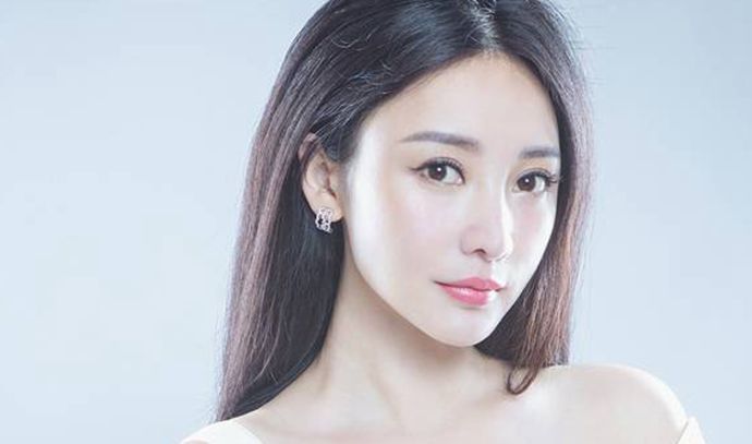 柳岩性感照片