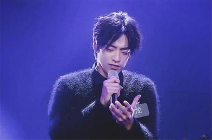 郑云龙照片