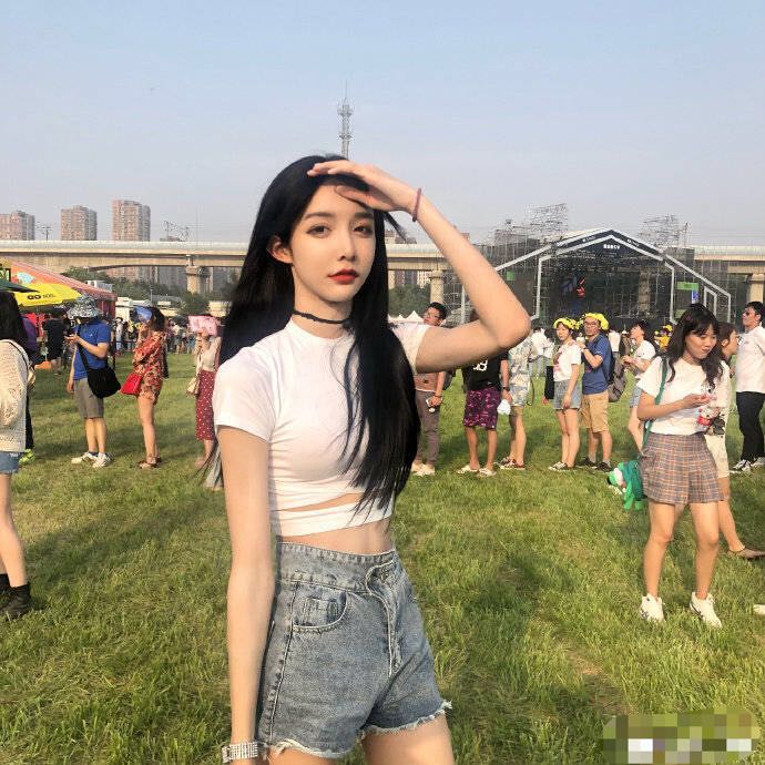 Abbily女装照片