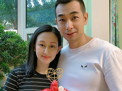 赵文卓结婚13周年 妻子晒出合照早年与梅姑感情引关注