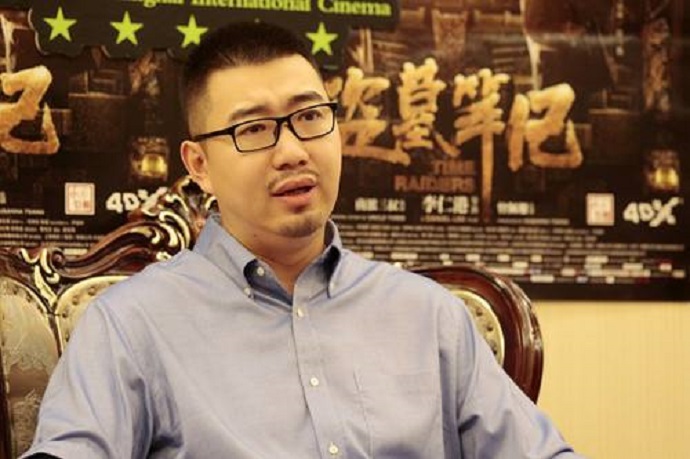 南派三叔接受采访时照片
