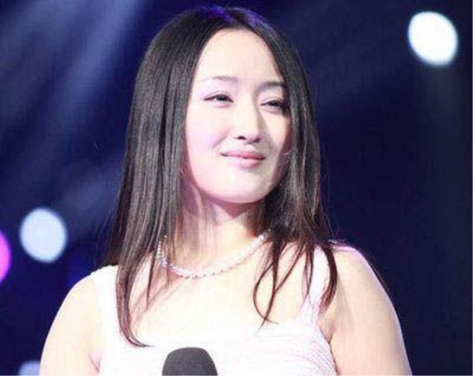 杨钰莹卷入丑闻事件