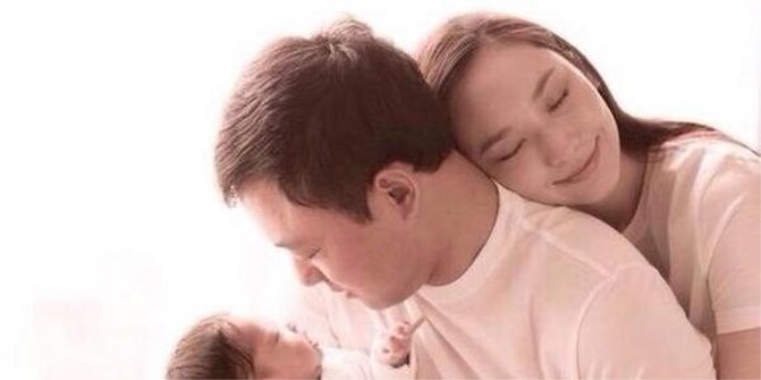 吴佩慈纪晓波