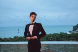 李现女友是王紫璇吗 起底李现情史昔日绯闻女友都有谁