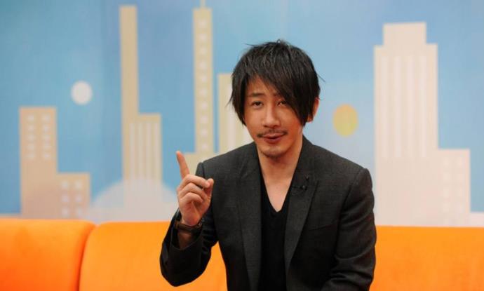 刘谦再次表演魔术魔壶