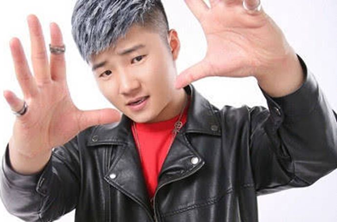 白小白