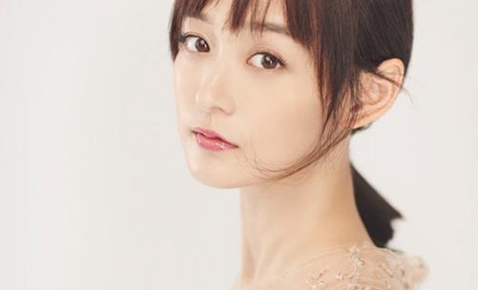 何泓姗家里好有钱吗