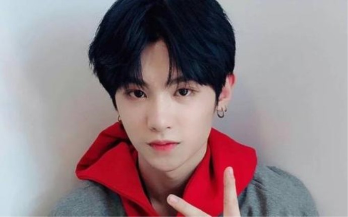 黄明昊
