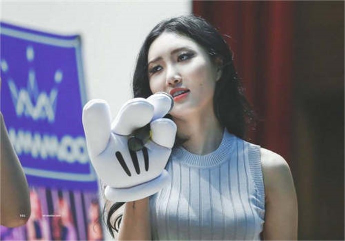 华莎no bra